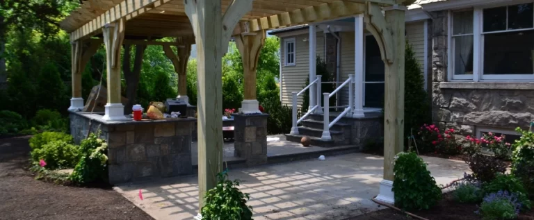 Benefits of including a pergola in outdoor living spaces in Bronxville and Harrison, NY