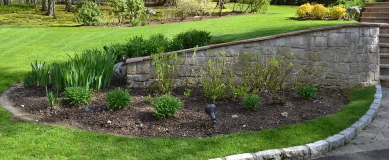 4 Ways to Beautifully Incorporate a Retaining Wall in Your Front Yard in Bronxville and Harrison, NY Creative ways to incorporate a retaining wall in front yards